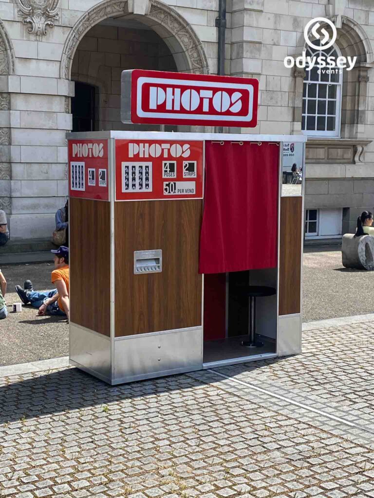 Retro Photo Booth - old school fun - 100% modern tech!
